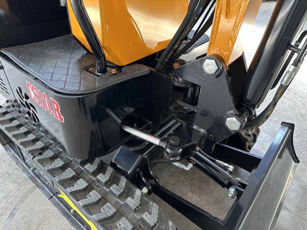 Mini pelle TERRA CS10.R