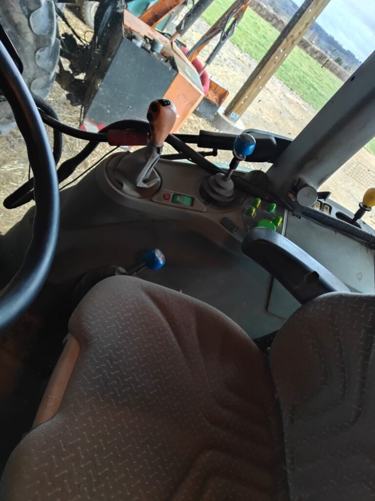 TRACTEUR AGRICOLE Deutz-Fahr AGROTRON K90 Année 2006