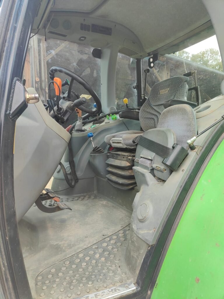 TRACTEUR AGRICOLE Deutz-Fahr AGROTRON K90 Année 2006