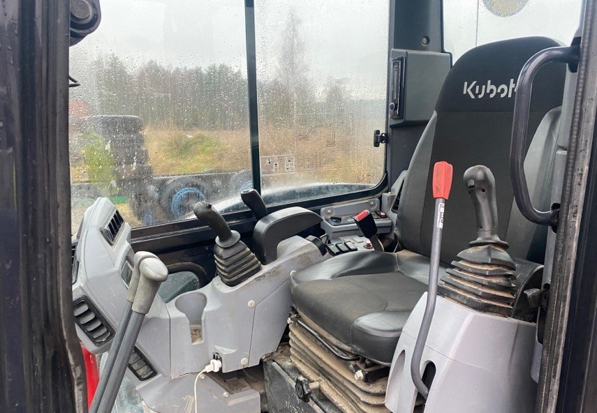 Mini pelle Kubota U27-4