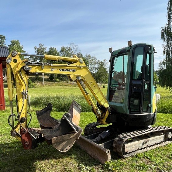 Yanmar VIO25-4