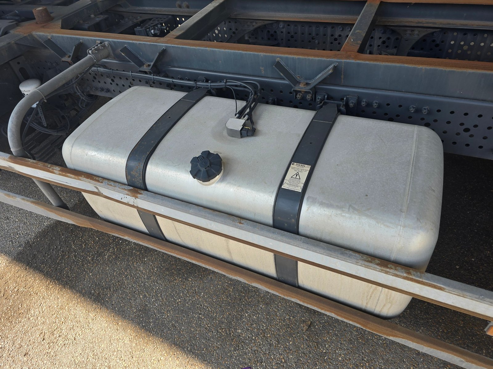 Mercedes-Benz 1845 – Châssis porte-conteneurs BDF