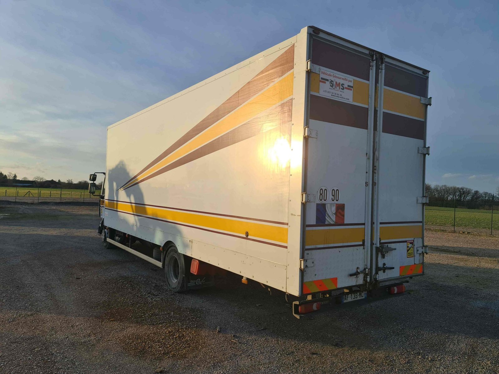 Renault Midlum 240 – Porte-voitures