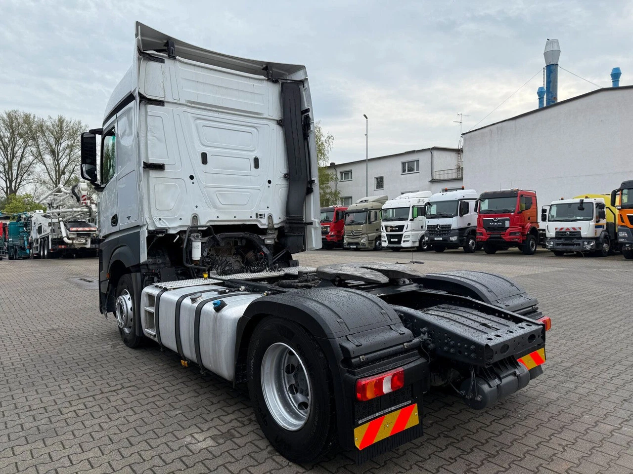 Mercedes-Benz Actros 1845