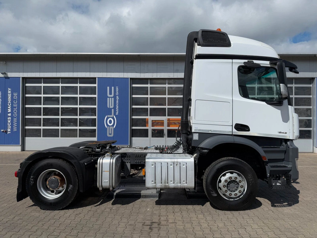 Mercedes-Benz Arocs 1843