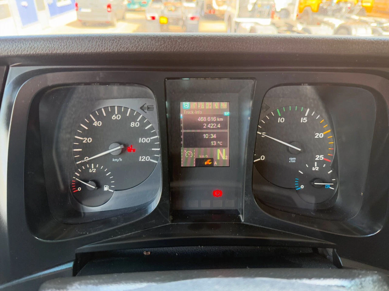 Mercedes-Benz Arocs 1843