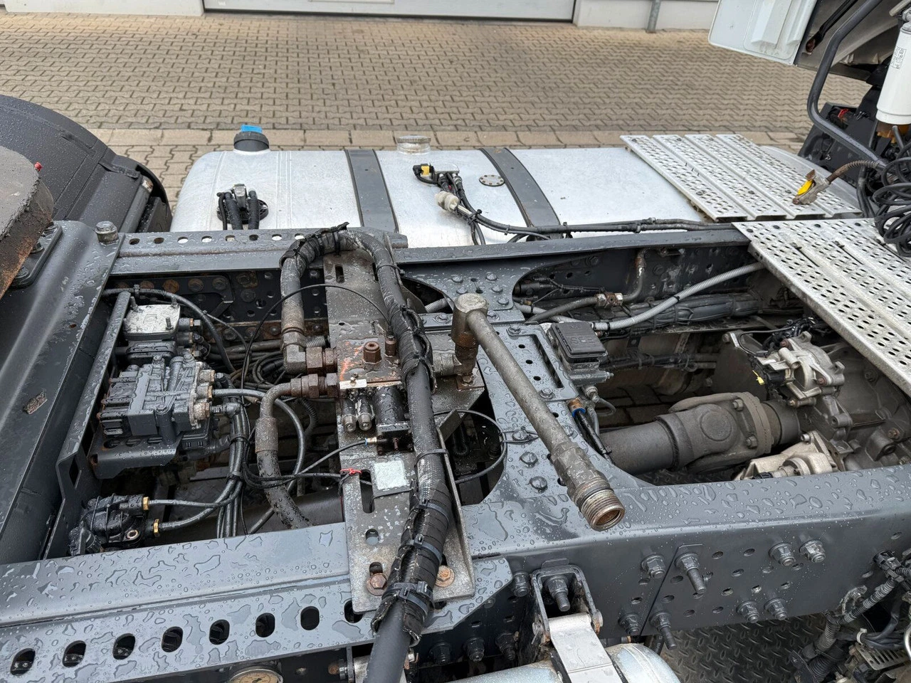 Mercedes-Benz Actros 1845